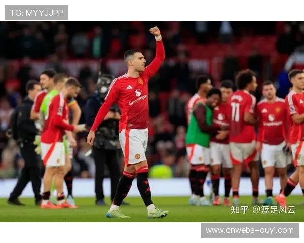 曼联接触伯恩茅斯商讨塞门约转会，解约金成谈判焦点